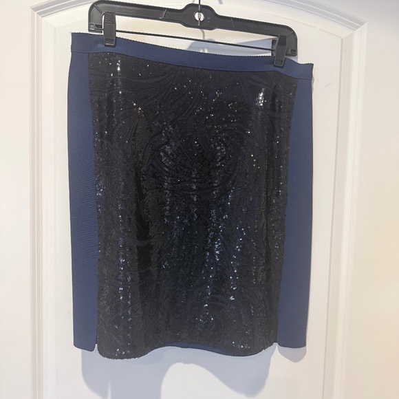 Marie Saint Pierre - navy blue skirt with black sequin front - Picture 1 of 5